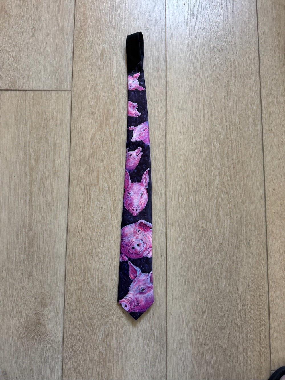 Ralph Marlin Purple and Pink Pig Pattern Tie